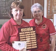 Joy Wright, Ricochet Singles Tier A winner, with Susan Powne, Laurel Bank President